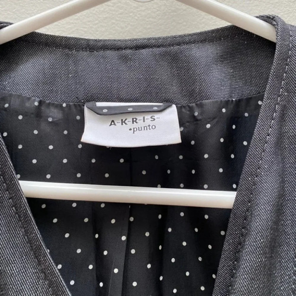 AKRIS PUNTO - Wool & Flax Blazer in Grey Polkadot - Picture 4 of 7